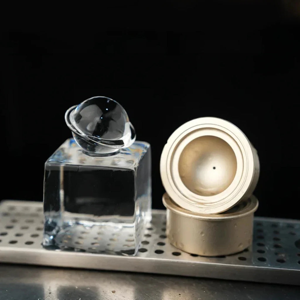 Glazer Press Ice Mold - Saturn
